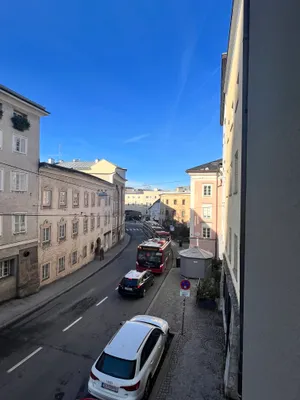 25-Zimmer-Wohnung mieten in Salzburg Stadt – 65 m², € 1.350 – Bild 2 von 11