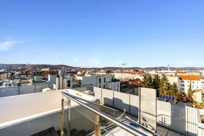 ++ Exklusives ++ Maisonette-Penthouse in Ruhelage - private Dachterrasse, Pool & Weitblick – Bild 3