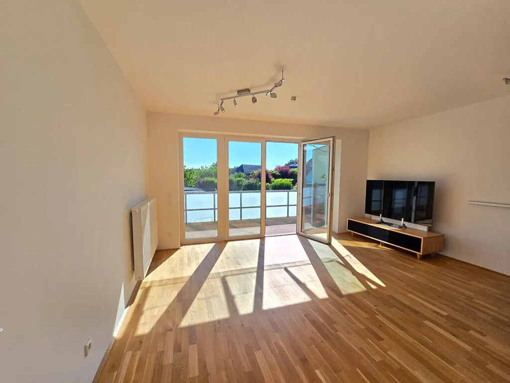 *** GROSSER BALKON - TEILWEISE ÜBERDACHT *** RUHELAGE *** 2 GARAGEN PLÄTZE *** VR-RUNDGANG *** – pohled 2