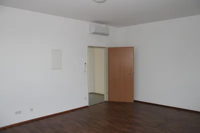 1-Zimmer-Gewerbeimmobilie mieten in Hartberg-Fürstenfeld – 26 m², € 529 – Bild 4 von 11