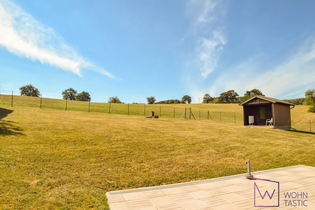Wohnen am Wienerwald: Haus mit großem Grundstück und Fernblick – pohled 2