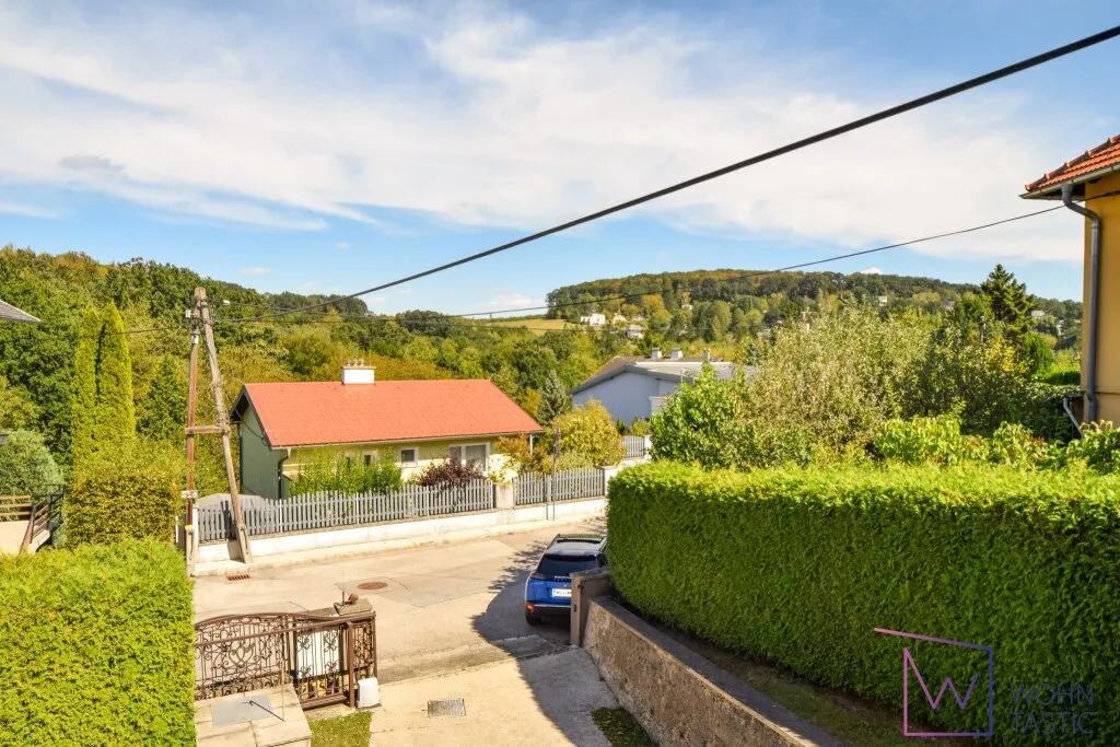Wohnen am Wienerwald: Haus mit großem Grundstück und Fernblick – pohled 3