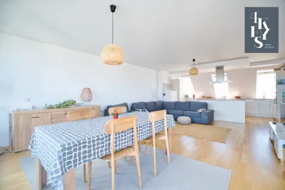 Urbane Oase mit Weitblick: Exklusive 5-Zimmer-Maisonette mit 90 m² Dachterrasse in Margareten – Bild 2