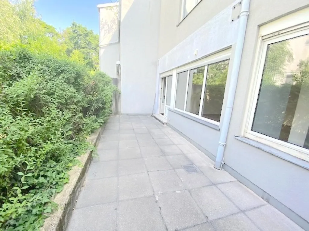 10.000 EURO BUWOG WOHNPREISSCHMELZE! PROVISIONSFREI! HAUSEIGENER POOL! UNSANIERTE 2-ZIMMER WOHNUNG MIT TERRASSE AUF DER HOHEN WARTE! - Изглед 3