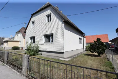 5-Zimmer-Haus kaufen in Steyr-Land – 115 m², € 199.000 – Bild 2 von 16