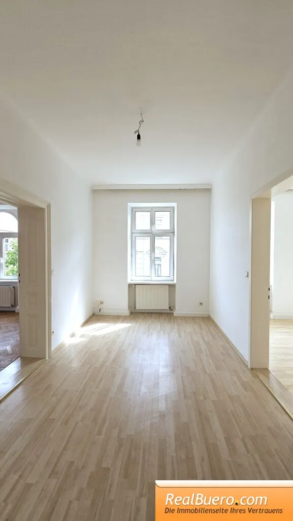 UNBEFRISTETE ALTBAUWOHNUNG IN DER WASSERGASSE - Widok 3