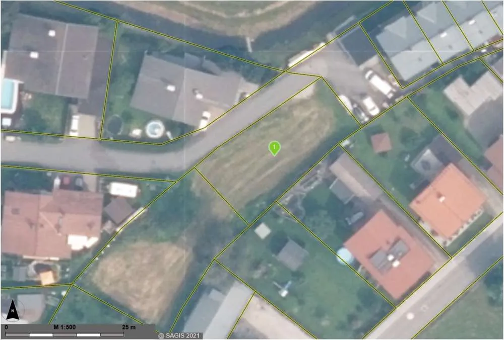 Voll aufgeschlossenes Baugrundstück, 487 m² Grundfläche, in sonniger und ruhiger Lage v. Zell am See – pohled 2