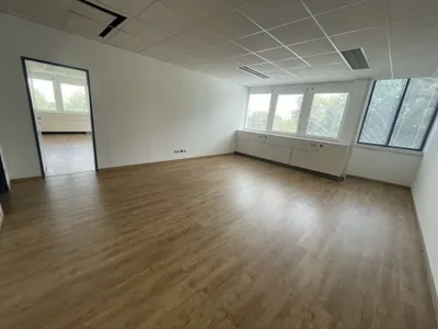 10-Zimmer-Gewerbeimmobilie mieten in Baden – 369 m², € 5.280 – Bild 9 von 14