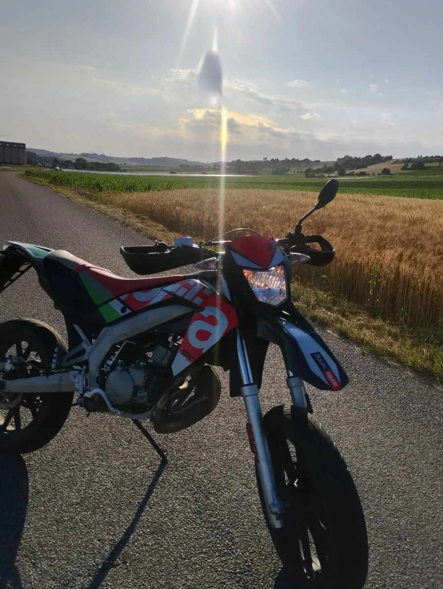 Aprilia SX
