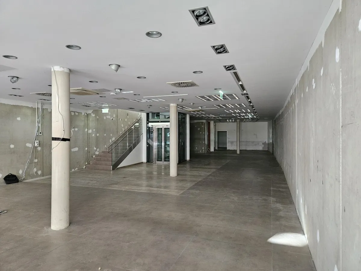 Top - Retailfläche in der Welser Innenstadt - Ready for your Brand - SOFORT VERFÜGBAR ! - Ansicht 2