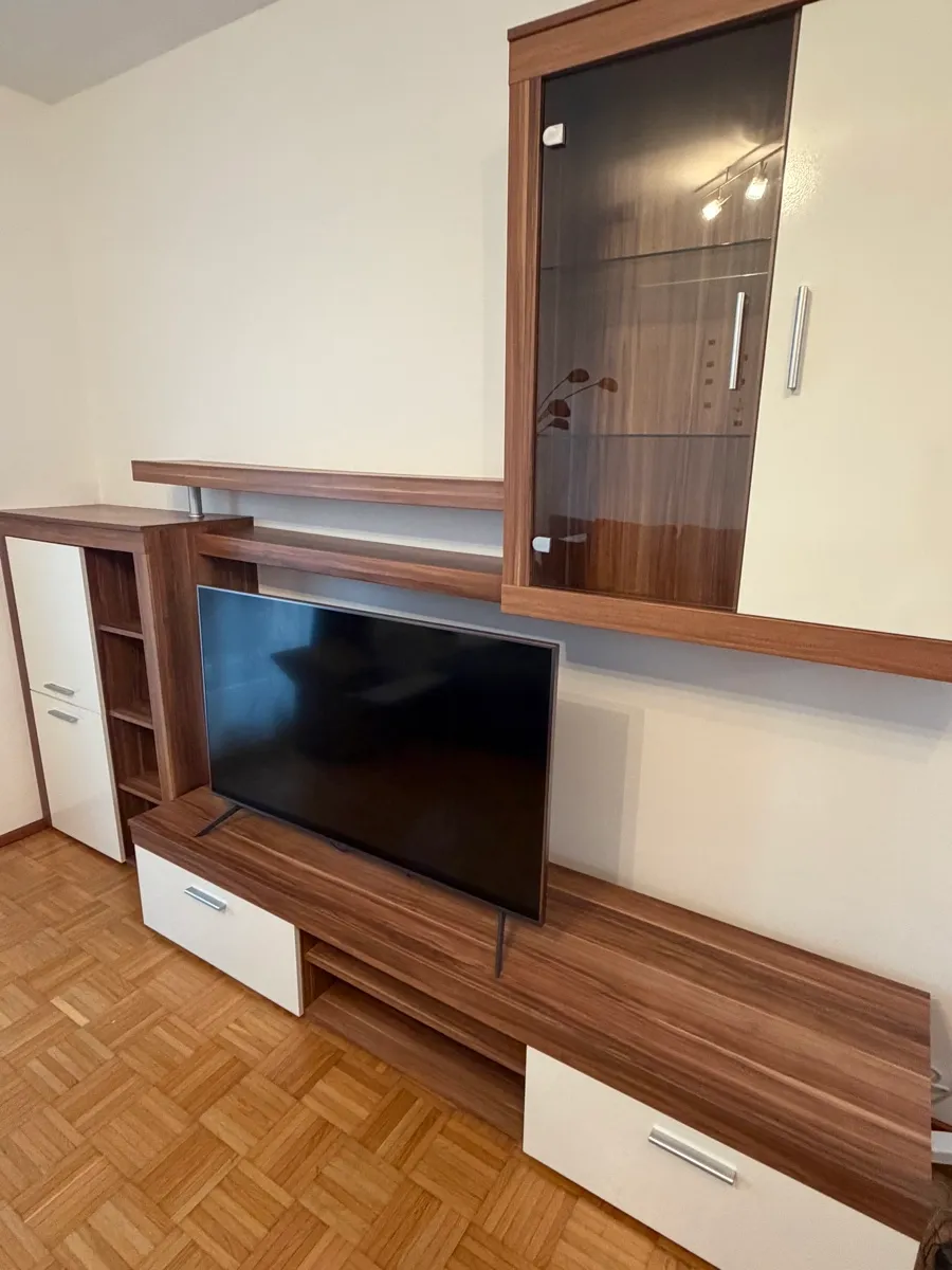 Gebrauchte Wohnwand, € 50,- (8732 Seckau)