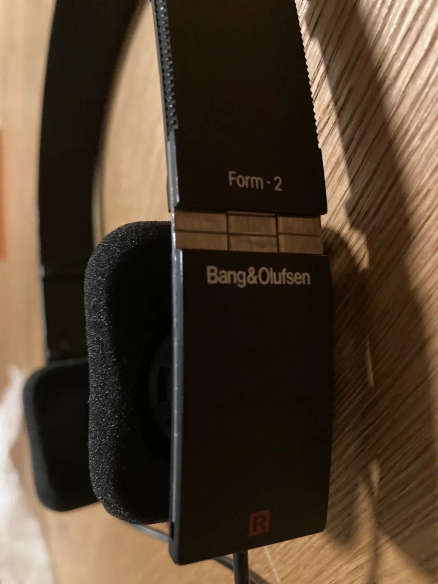 Used Bang & Olufsen Form 2 Headphones for Sale | HifiShark.com