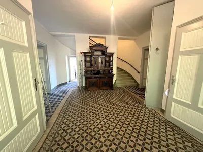 11-Zimmer-Haus kaufen in Neunkirchen – 329 m², € 785.000 – Bild 6 von 17