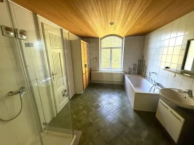 11-Zimmer-Haus kaufen in Neunkirchen – 329 m², € 785.000 – Bild 8 von 17
