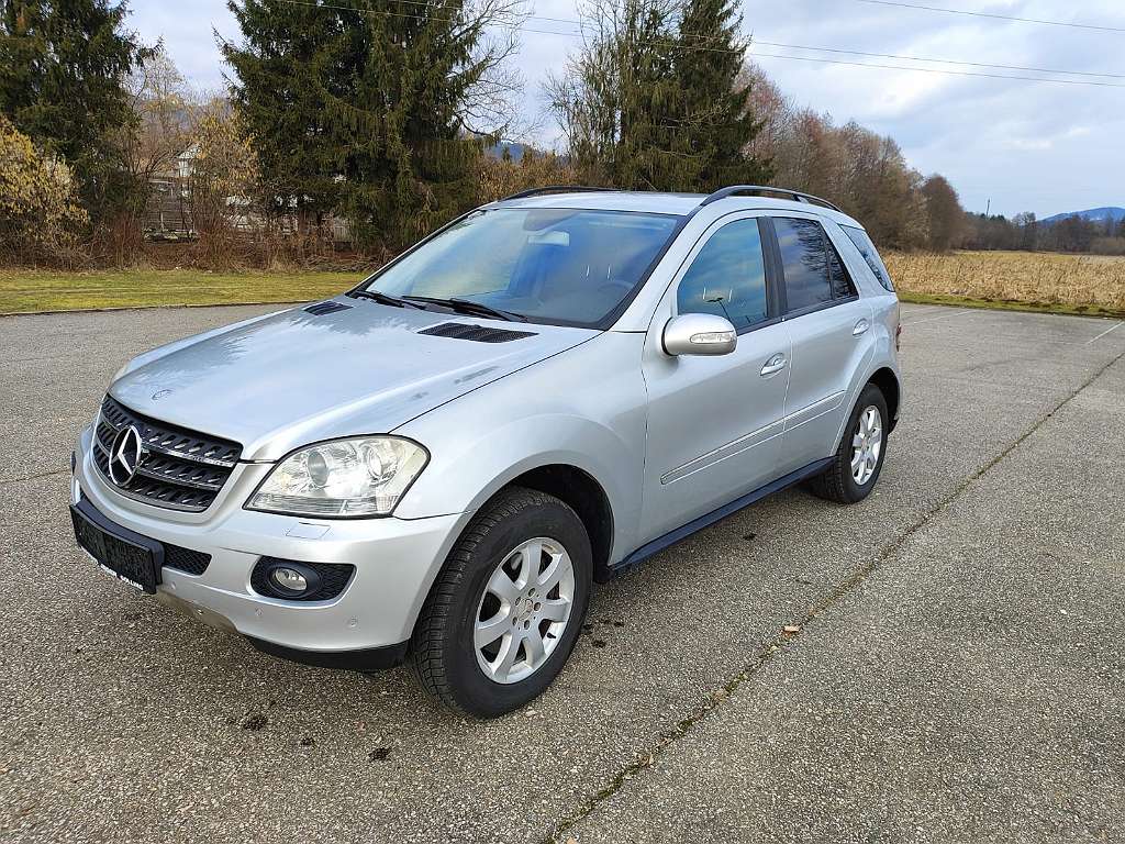 Mercedes-Benz M-Klasse ML 280 CDI 4MATIC Aut. DPF SUV / Geländewagen