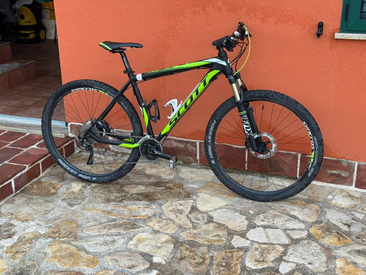 Scott Scale 950 Mountainbike 29 Zoll Hardtail grn-schwarz XL,  650,-  (83026 Rosenheim) - willhaben