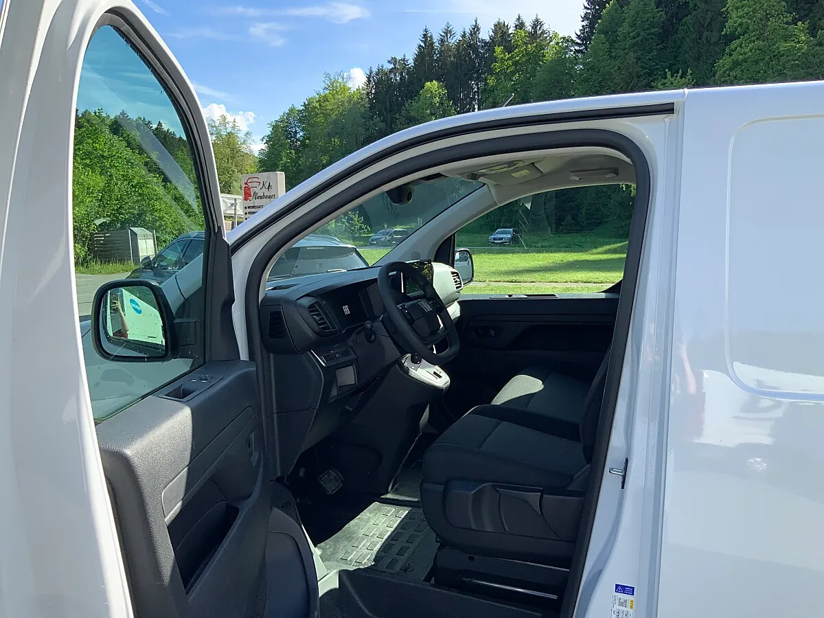 Fiat Scudo M L2 BlueHDi 150 EAT8 Netto €27.075 Transporter / Kastenwagen – Bild 10