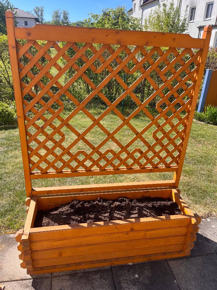 Blumenkasten mit Rankgitter Holz - 2 Stk verfgbar,  45,- (3385  Prinzersdorf) - willhaben