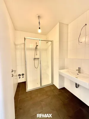 5-Zimmer-Gewerbeimmobilie mieten in Wien – 111 m², € 2.151 – Bild 11 von 17