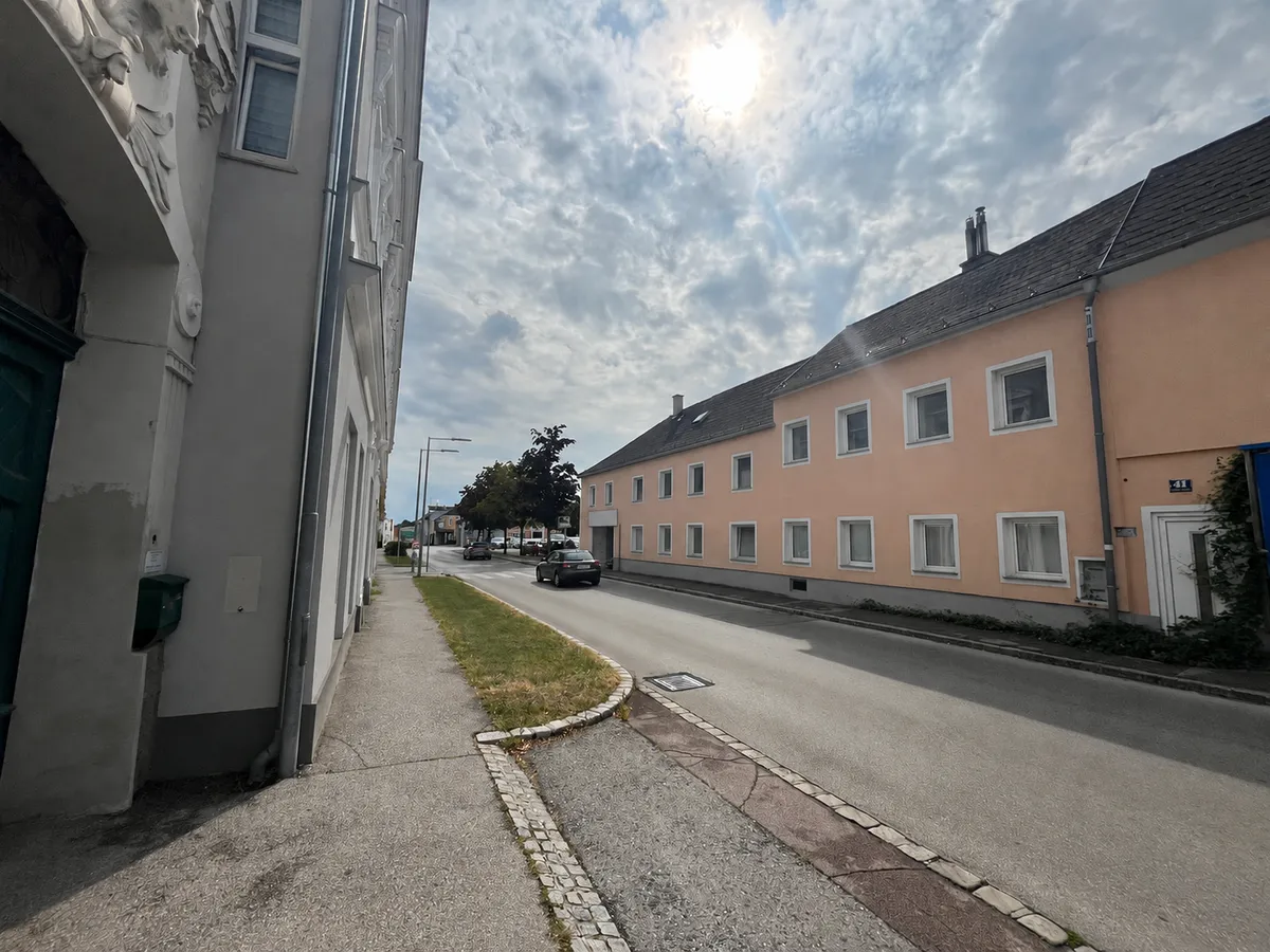 Vielseitig nutzbares Geschäftslokal in Neunkirchen zu vermieten - Ansicht 2