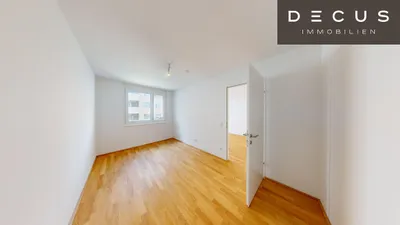 / 2 ZIMMER / VERFÜGBAR AB 1.12.2026/ NACHHALTIGES WOHNEN / KAGRAN / BALKON