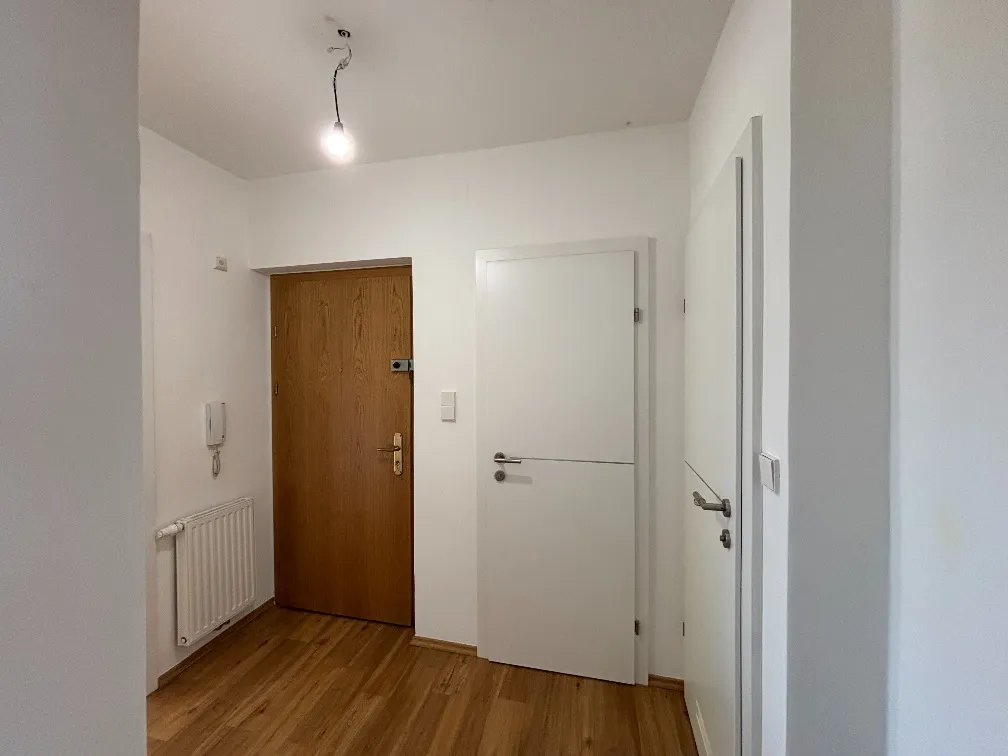 Helle sanierte 3 Zimmerwohnung im Stadtteil Lerchenfeld - Widok 2