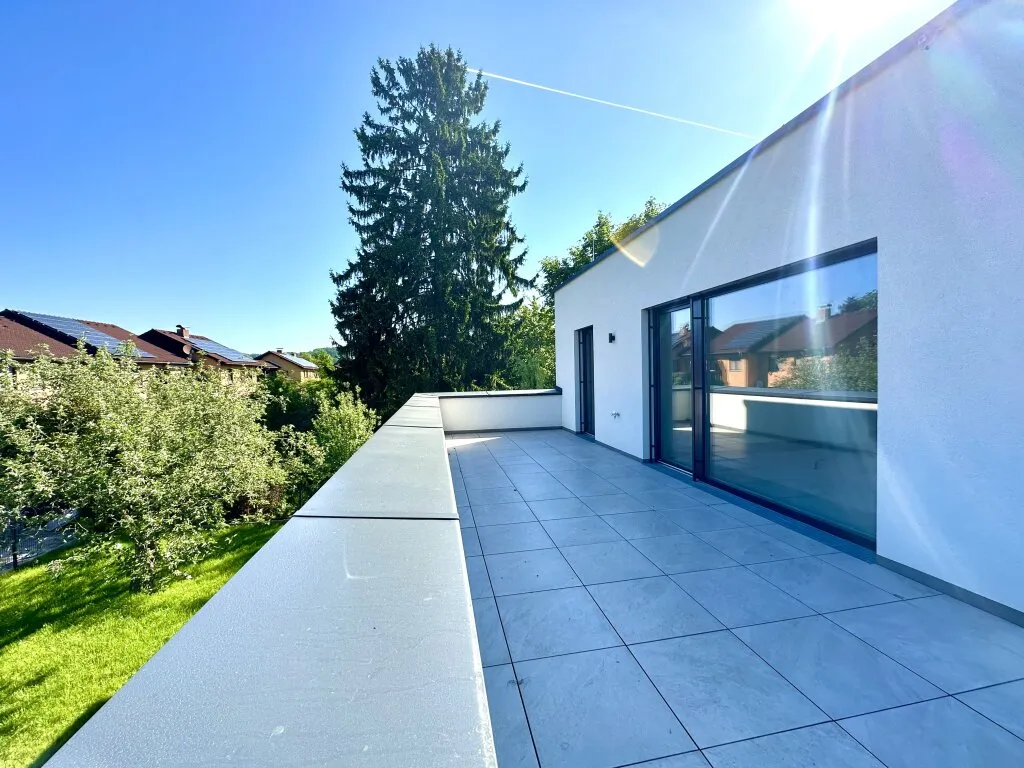 *** exklusive NEUBAU Penthousewohnung *** mit Terrasse und Stellplatz - Ansicht 2