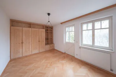 4-Zimmer-Haus mieten in Linz – 220 m², € 2.990 – Bild 8 von 13