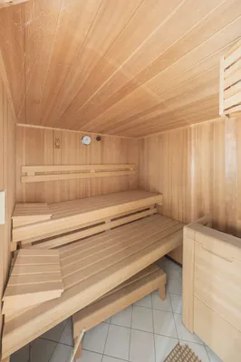 4-Zimmer-Haus mieten in Linz – 220 m², € 2.990 – Bild 11 von 13