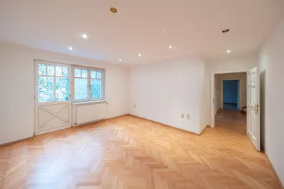 4-Zimmer-Haus mieten in Linz – 220 m², € 2.990 – Bild 7 von 13