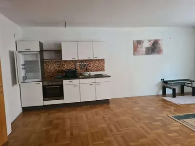 7-Zimmer-Gewerbeimmobilie mieten in Bruck an der Leitha – 150 m², € 1.490 – Bild 6 von 9