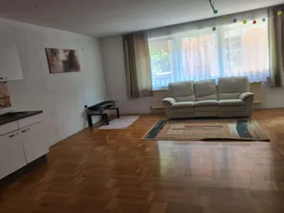 7-Zimmer-Gewerbeimmobilie mieten in Bruck an der Leitha – 150 m², € 1.490 – Bild 7 von 9