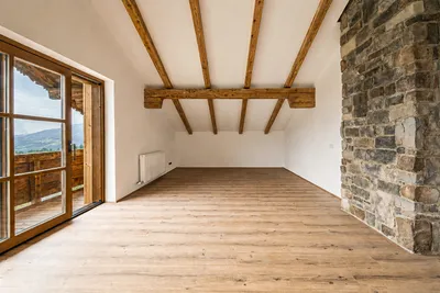 3-Zimmer-Wohnung mieten in Kitzbühel – 77 m², € 2.100 – Bild 2 von 9