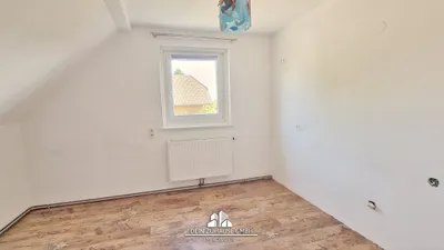 5-Zimmer-Haus kaufen in Vöcklabruck – 112 m², € 299.000 – Bild 12 von 25