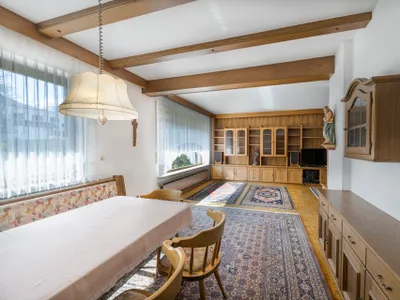 6-Zimmer-Haus kaufen in Innsbruck-Land – 145 m², € 1.890.000 – Bild 2 von 8