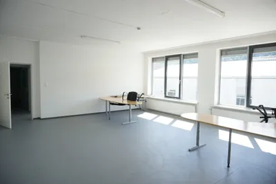 Gewerbeimmobilie mieten in Bruck-Mürzzuschlag – 430 m², € 2.924 – Bild 4 von 6