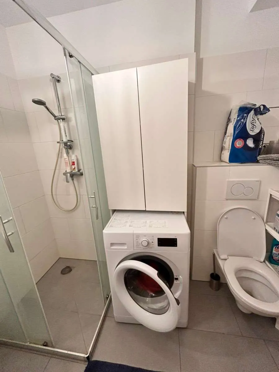 IKEA Waschmaschine + Schrank: IKEA NYSJÖN, € 0,- (1220 Wien)