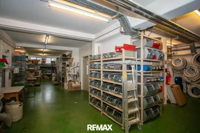 Immobilie mieten in Krems Land – 1 300 m², € 4.400 – Bild 21 von 22