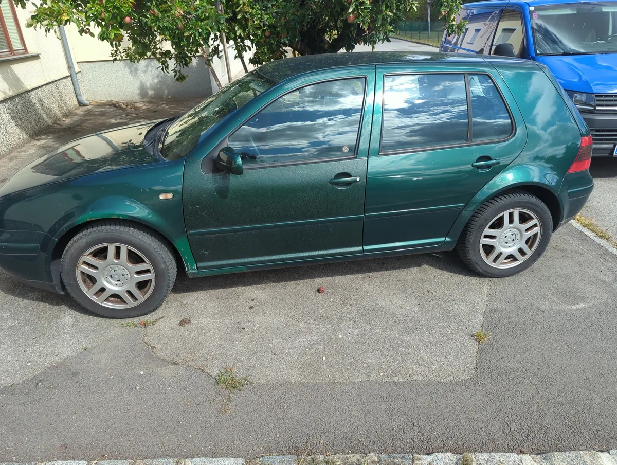 VW Golf