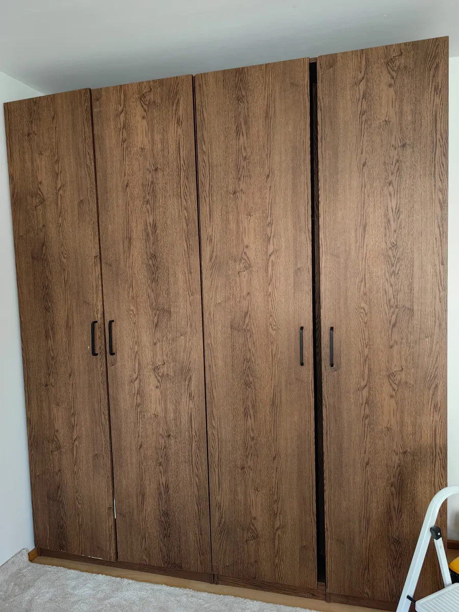 IKEA PAX Kleiderschrank Nussbaum braun lasiert, € 0,- (7000 Eisenstadt)