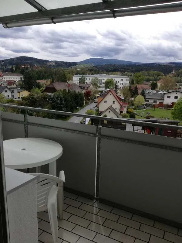 Sonnige und zentrale Wohnung mit Balkon in Voitsberg - Nähe LKH - Provisionsfrei!! – pohled 2