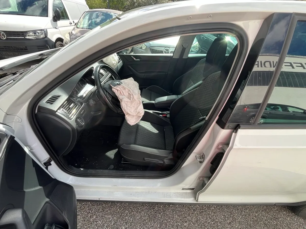 Skoda Rapid Spaceback Sport 1,4 TDI Kombi / Family Van, 2016, 175.000 ...