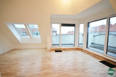 Moderne 4-Zimmer-DG-Wohnung mit großer Dachterrasse – Bild 3