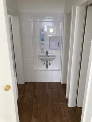 Gewerbeimmobilie mieten in Tulln – 117 m², € 2.600 – Bild 8 von 12