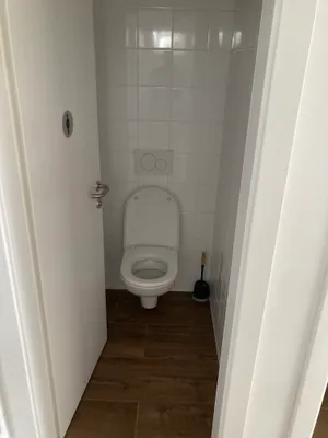 Gewerbeimmobilie mieten in Tulln – 117 m², € 2.600 – Bild 10 von 12