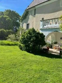 5-Zimmer-Wohnung mieten in Mistelbach – 131 m², € 1.500