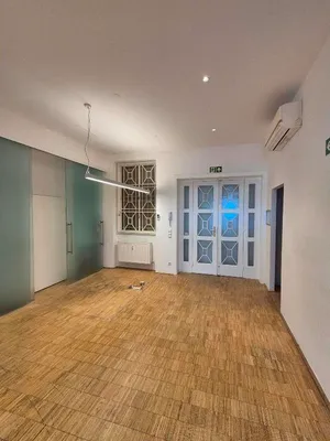 14-Zimmer-Gewerbeimmobilie mieten in Wien – 491 m², € 8.933 – Bild 11 von 11