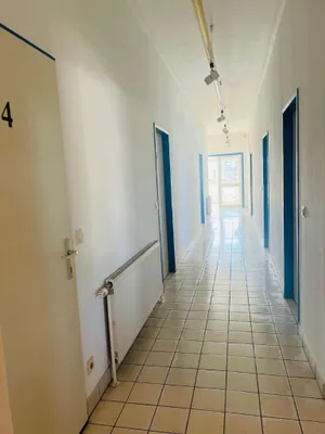 10-Zimmer-Gewerbeimmobilie mieten in Bruck an der Leitha – 330 m², € 400 – Bild 5 von 23