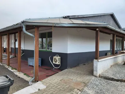 10-Zimmer-Gewerbeimmobilie mieten in Bruck an der Leitha – 330 m², € 400 – Bild 2 von 23