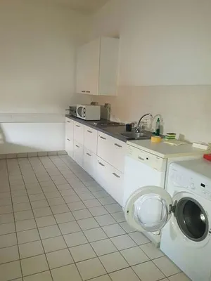 10-Zimmer-Gewerbeimmobilie mieten in Bruck an der Leitha – 330 m², € 400 – Bild 6 von 23